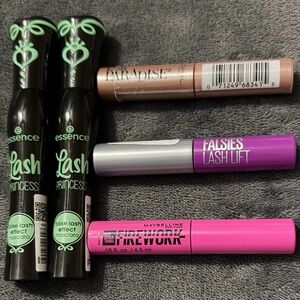 Assorted Viral Mascara Set - new/unopened - $29 retail